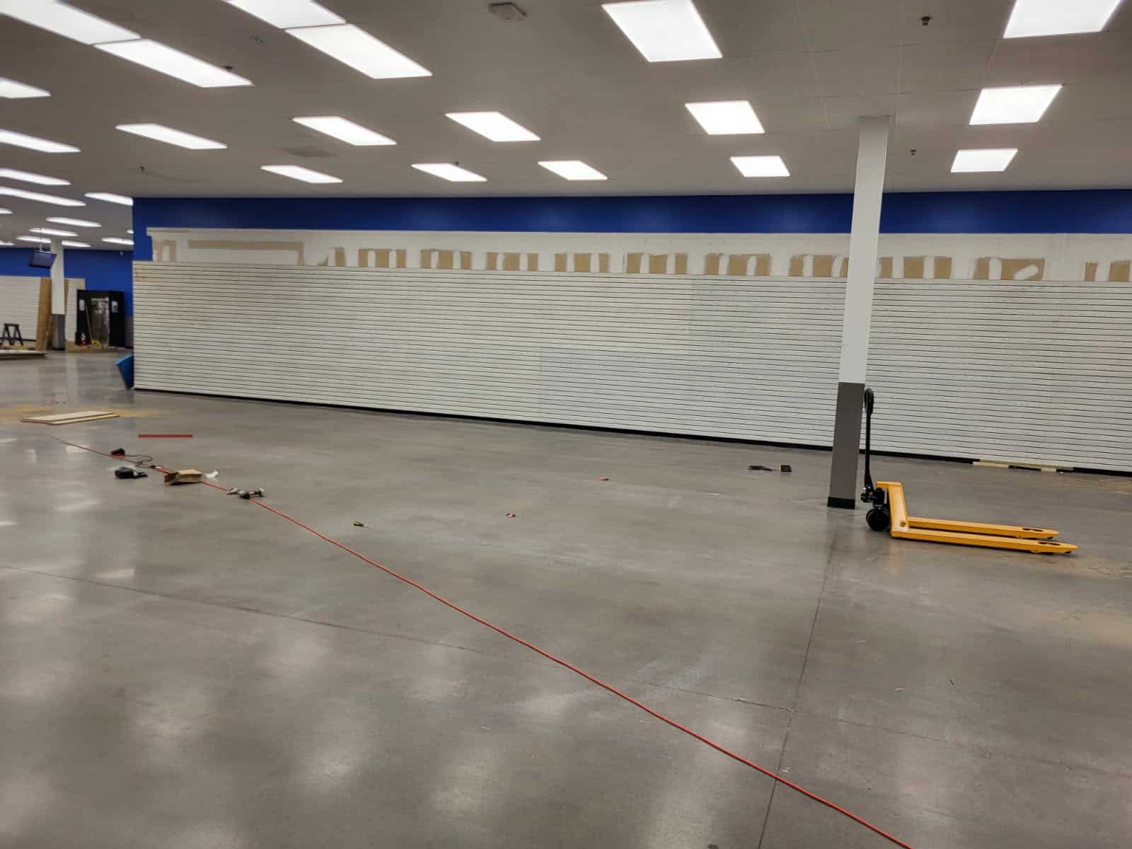 White Slatwall Panel Woodgrain - Image 11